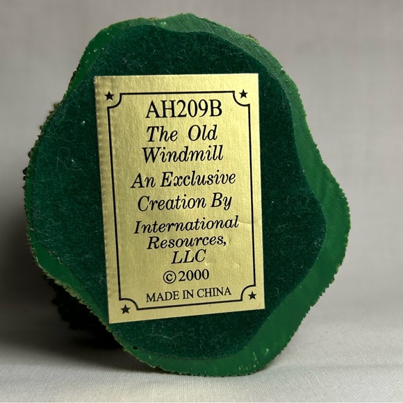 Liberty Falls Collection The Old Windmill Miniature Village Building - Picture 9 of 11